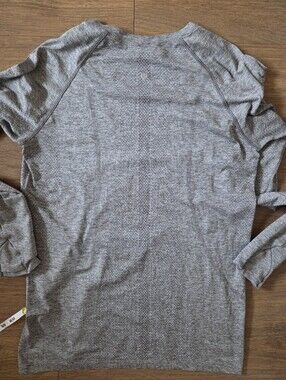 Lululemon Gray Long Sleeve Athletic Top